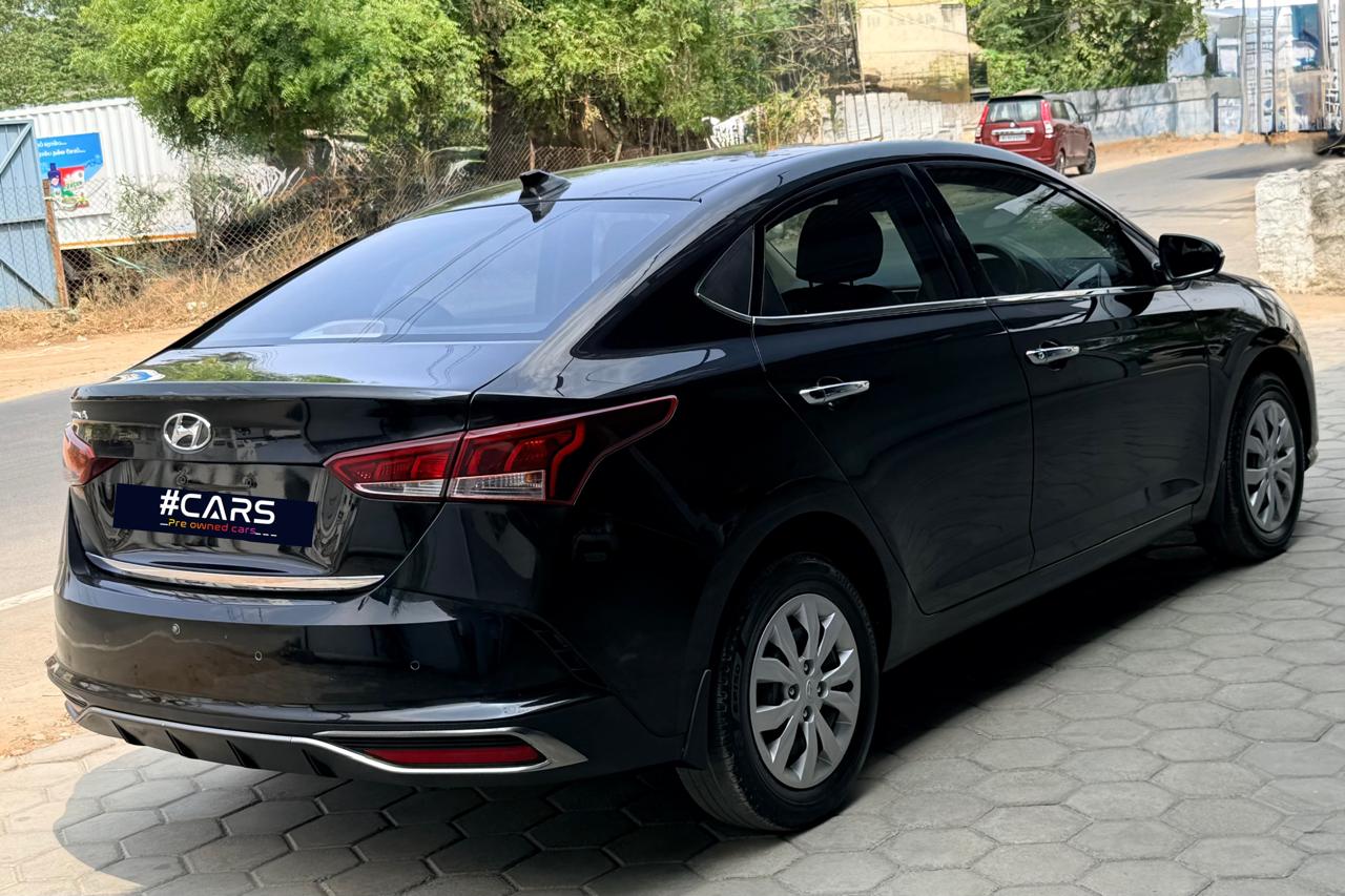 Hyundai Verna - Image 4